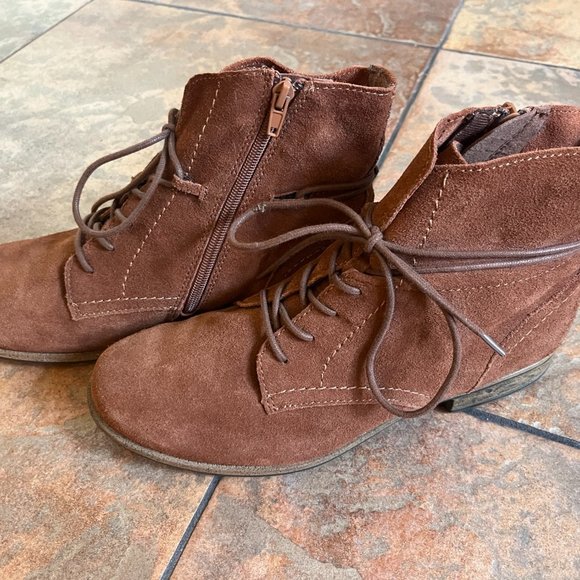 ORIGINS reddish tan color bootie with zipper inside size 11 - Picture 1 of 5